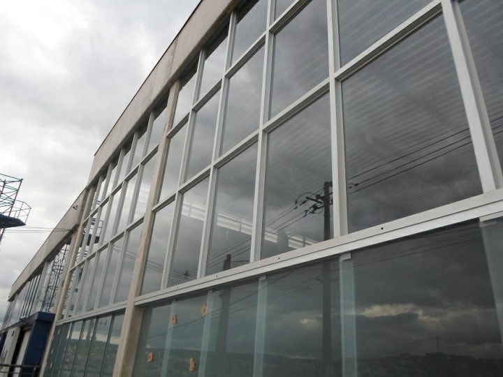 fachada de vidro em sorocaba